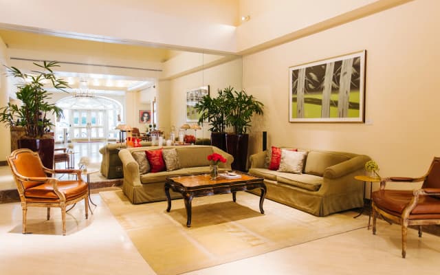 Taj Campton Place - photo 2