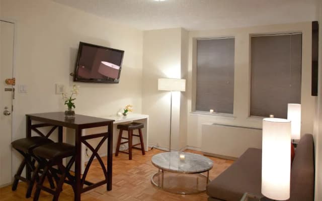 The Residences at 51st Street - photo 4