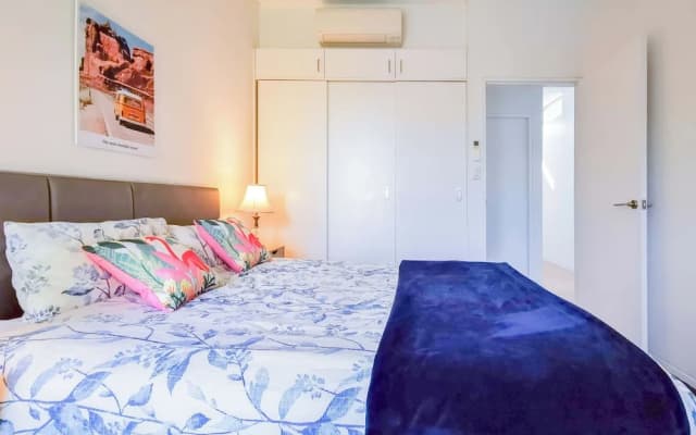 Glebe House - photo 4