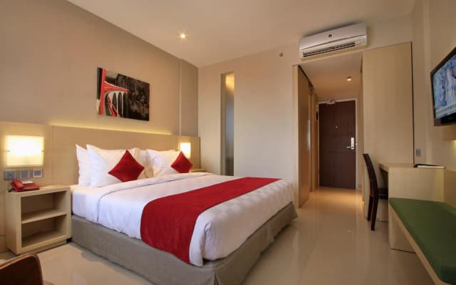 Ohana Hotel Kuta - photo 4