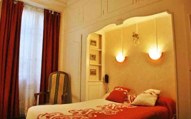 Hotel Avenir Jonquiere - photo 3