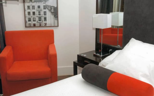 Quatro Puerta Del Sol Hotel - photo 5