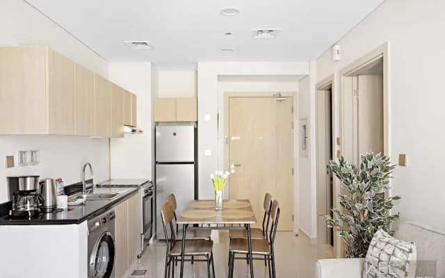 WelHome - Breathtaking View 1BR Apt in Damac Hills 2 - photo 4