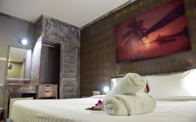City Dance Hotel - photo 3
