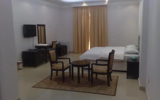 Gulf Crown Hotel Apartment - photo 5
