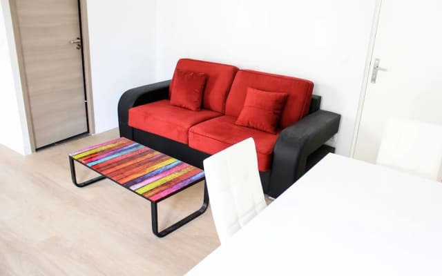 Red One - photo 4