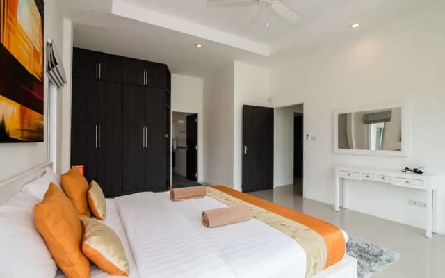 Hua Hin Pool Villa with 4 Bedrooms L50 - photo 2