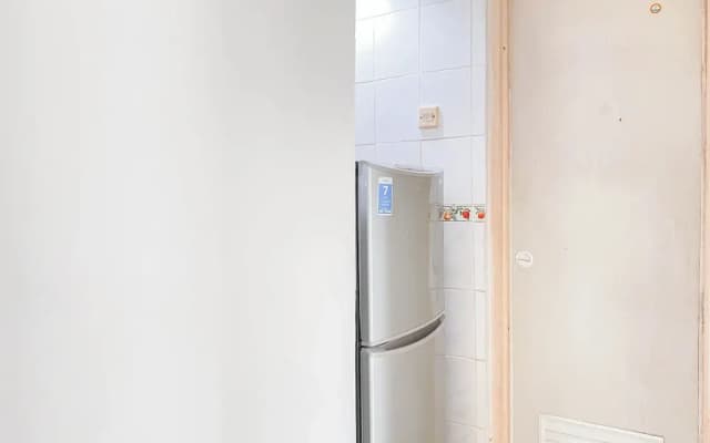 Homey 1Br At Taman Semanan Indah Cengkareng Apartment - photo 5