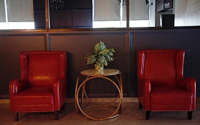 G5 Hotel & Serviced Apartment - photo 2