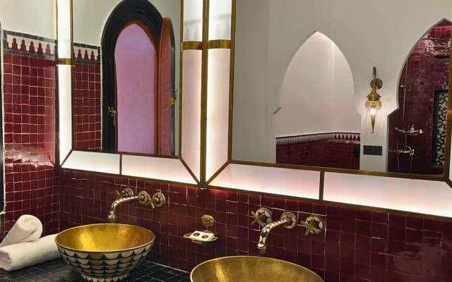 Nomadz Palace - photo 4