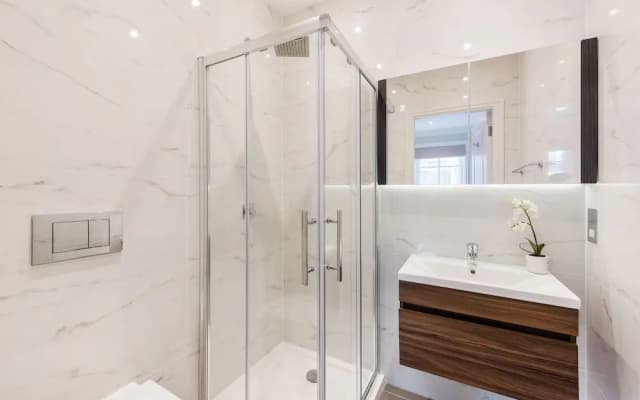 No 15 Luxury New Duplex Apartment - photo 5