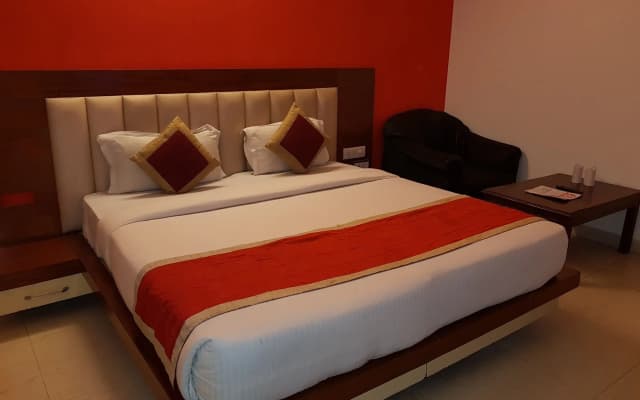 Hotel WTI Modesty - photo 2