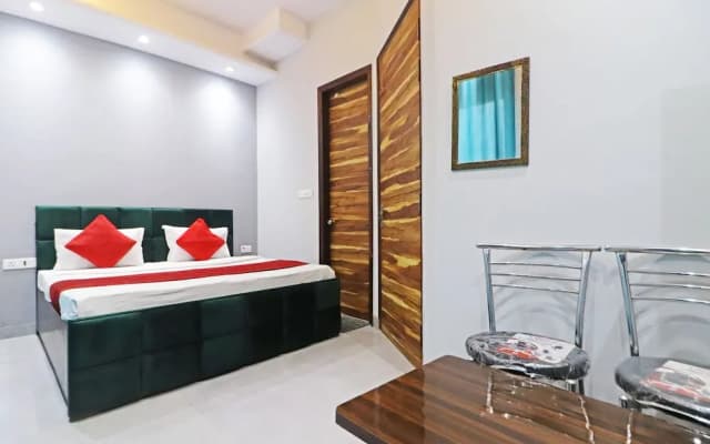 Twamev Rajouri garden by The Arrow - photo 5