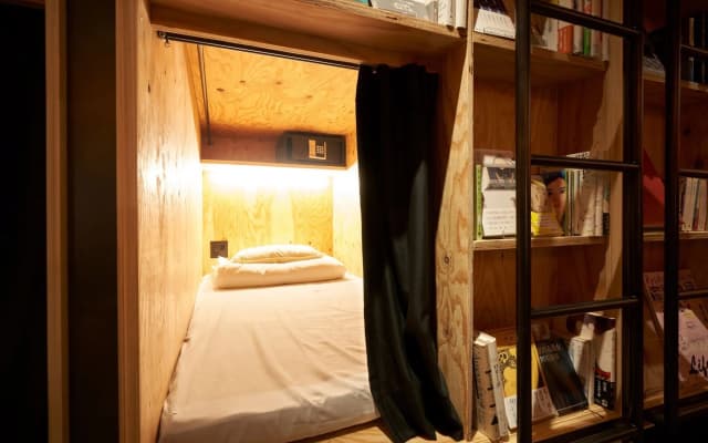 Book & Bed Tokyo Shinjuku - Hostel - photo 2