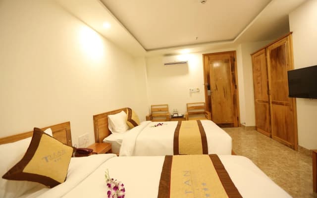 Titan Hotel - photo 3