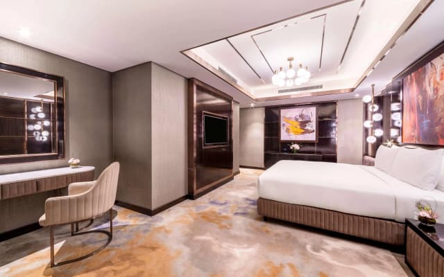 Hilton Doha The Pearl - photo 4