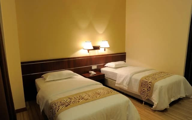 One Avenue Hotel - photo 3