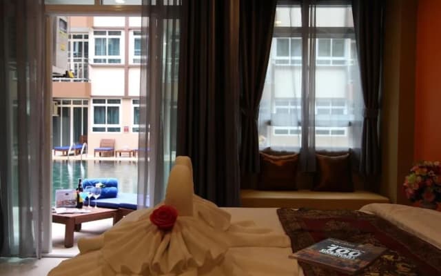 Le Bangkok Hotel - photo 5