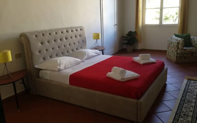 Florence Apartments - photo 5