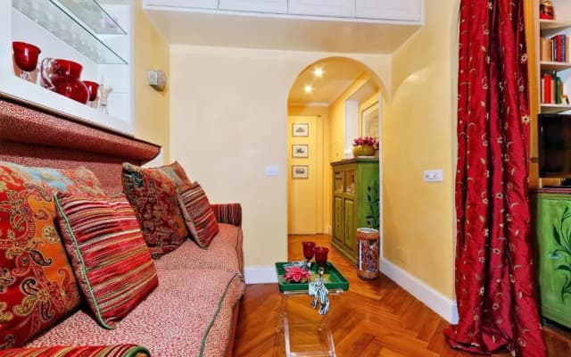 Pantheon charming apartment - photo 3
