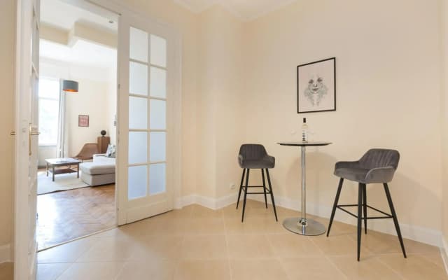 City Center Dream Home 2BR/2Bath - photo 3
