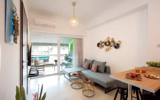 Blue Ark Boho Stay at Acropolis - photo 2