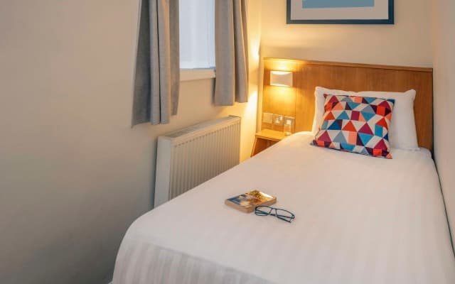 Queensway Hotel Sure Hotel Collection By Best Western - photo 4