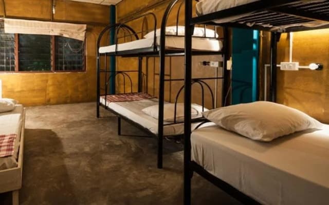 Ghetto Childs Hostel - photo 2