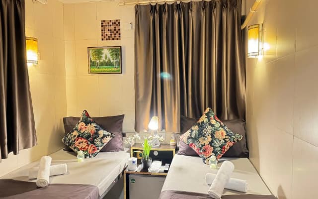 New International Guest House - photo 3