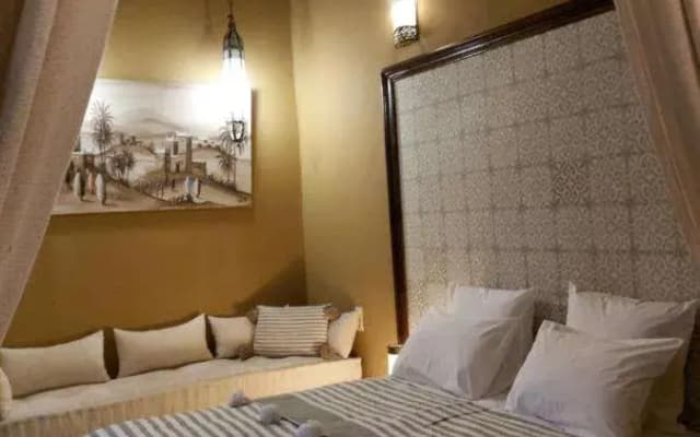 Riad Les Nuits De Marrakech - photo 4