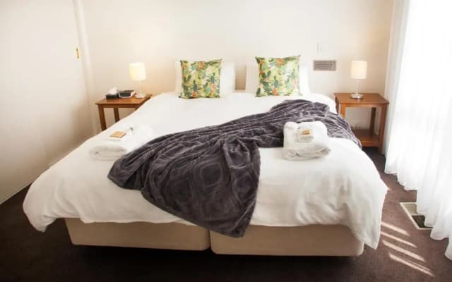 Brighton House - photo 3
