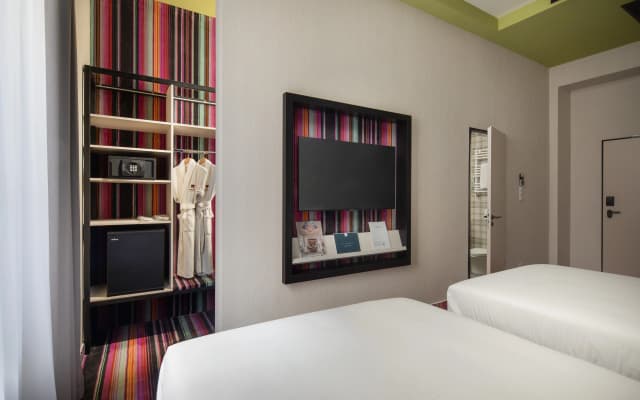 Mamaison VIBE Hotel Downtown Budapest - photo 2