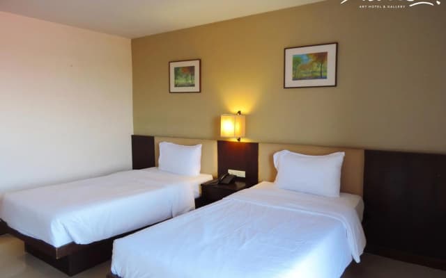 Naris Art Hotel - photo 3