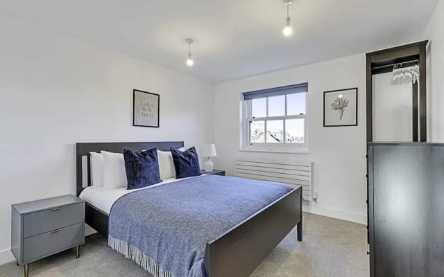 Chic Chiswick Apartment - photo 3
