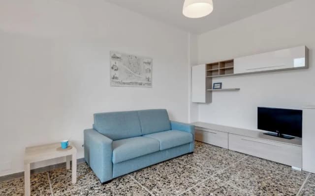 Lulli Cozy Apartment with Balcony - photo 2