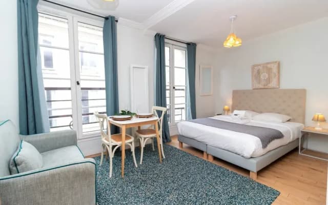Superb and New Studio in the Center of Paris - photo 3