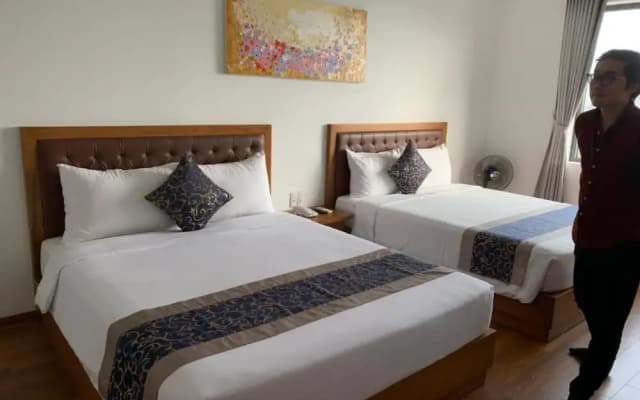 Sunset Sea Hotel - photo 2
