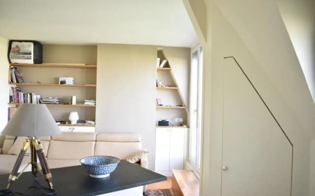 Fully Renovated Bright Studio with High View - photo 5