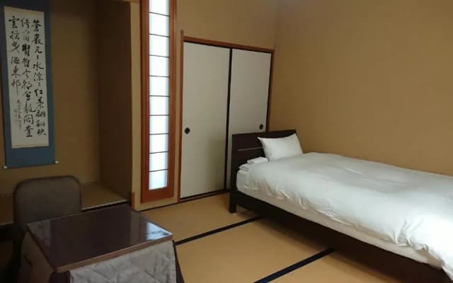 AOI Guest House - photo 5