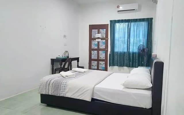 OYO Home 90344 Dropby Cabin - photo 3