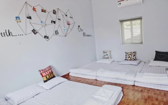 Zi Coffee & Hostel - photo 3