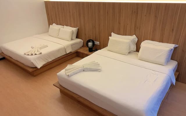 Lot 33 Boutique Hotel - photo 3