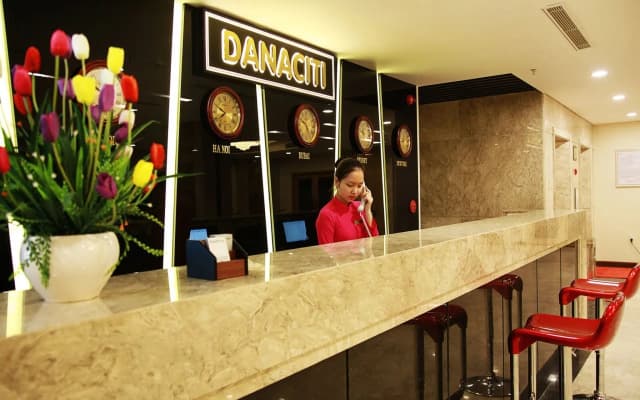 Danaciti Hotel - photo 2