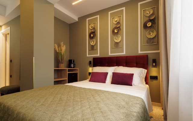 Ernest Suites Psiri - photo 2