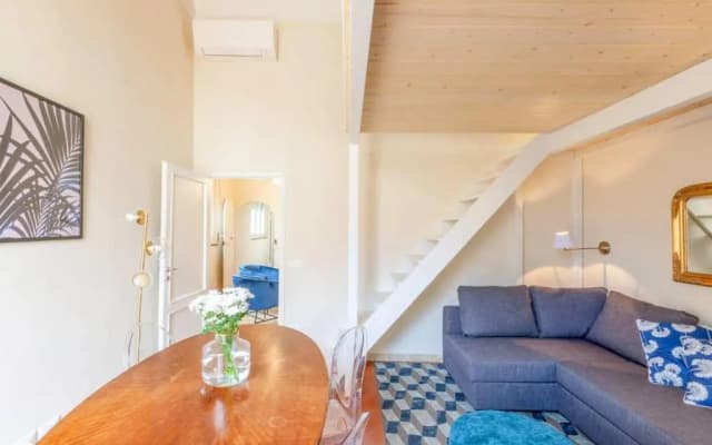 Santa Croce. Quiet, large and luminous loft - photo 4