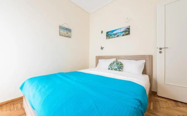 Modern 2BD apt in Athens DT, 2-min metro - photo 2