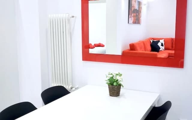 Unique Stylish Apt in Athens - photo 3