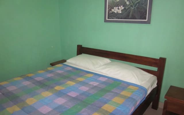 Lestari Homestay - photo 4
