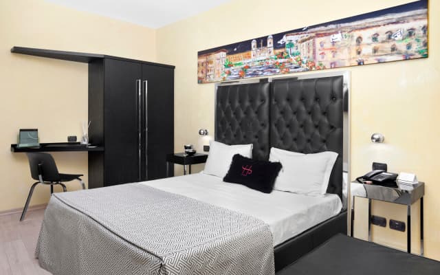 LHP Siena Hotel - photo 4