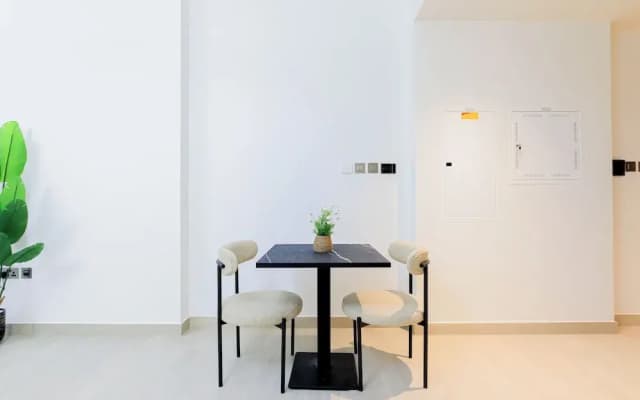 Stylish Stu in Medore Modern Amenities - photo 3